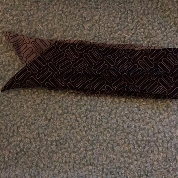 Coach reversible scarf - Picture 1 of 3